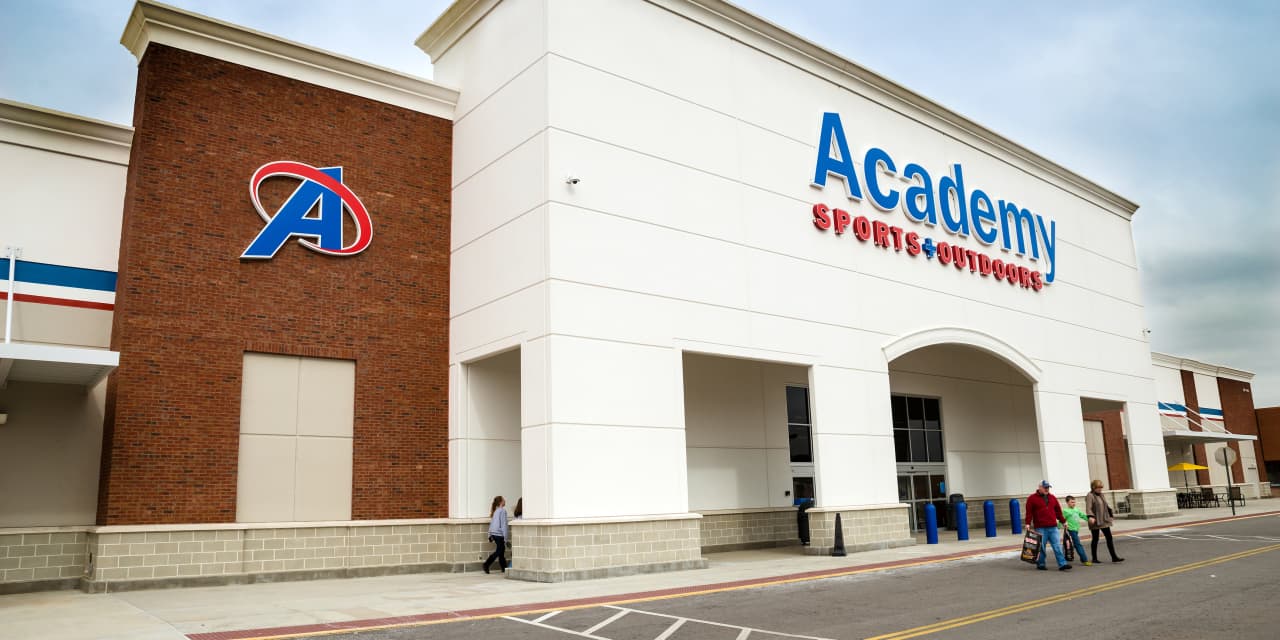 UBS Increases Target Price for Academy Sports and Outdoors Inc. to $60, Up from $54