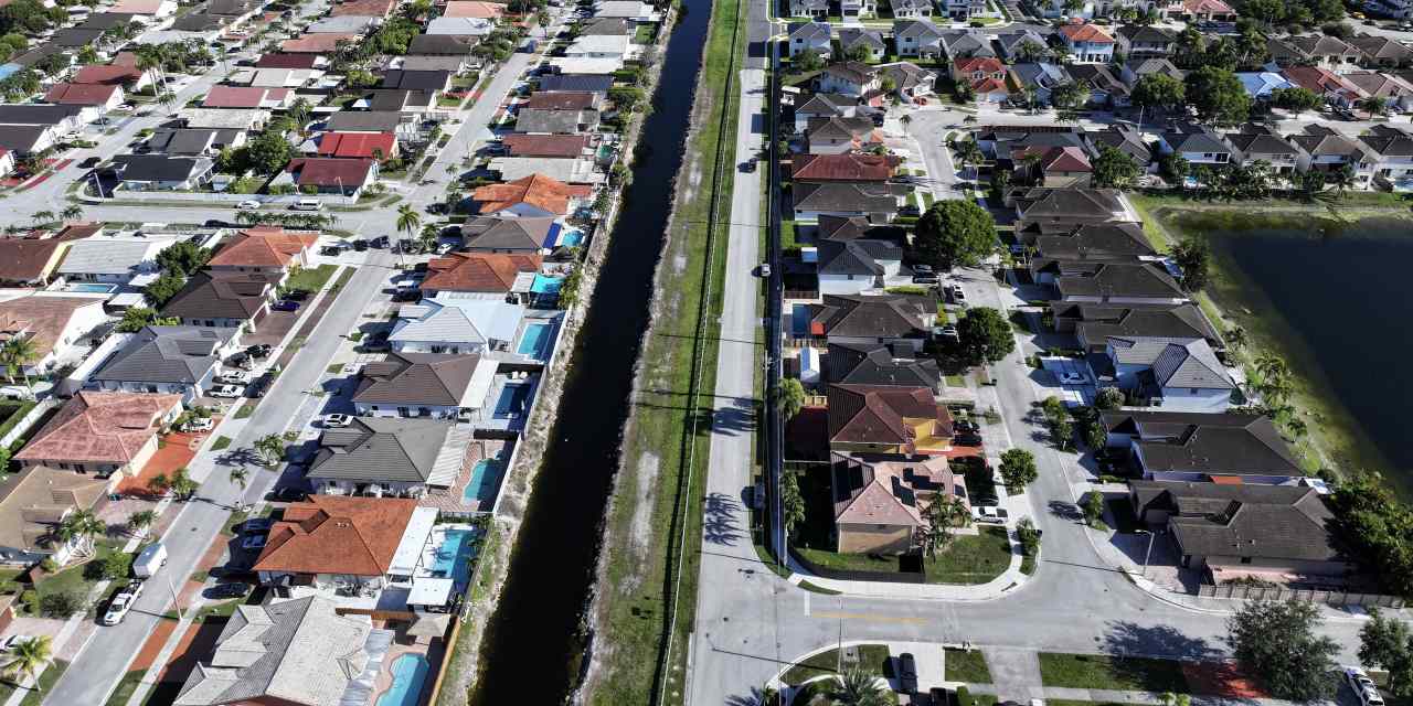 Impact of Trump's Mortgage Bond Purchase Plan on Interest Rates