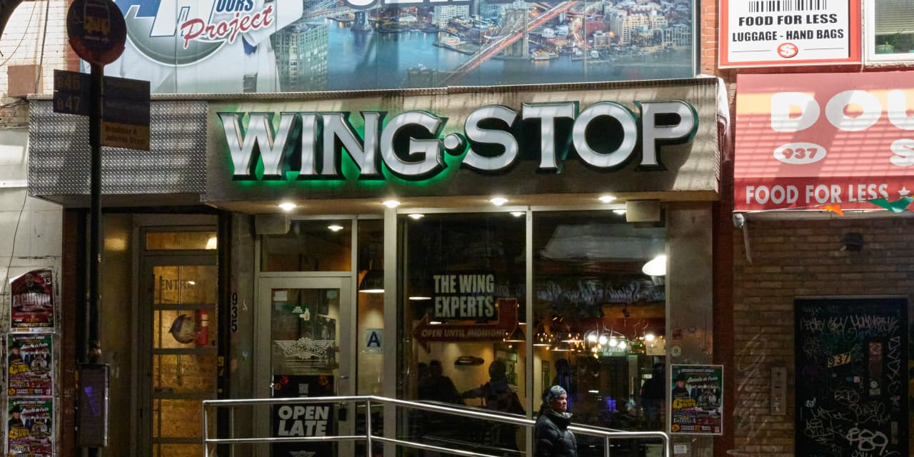 Wingstop Shares Drop 30%, Yet Analyst Recommends Buying.