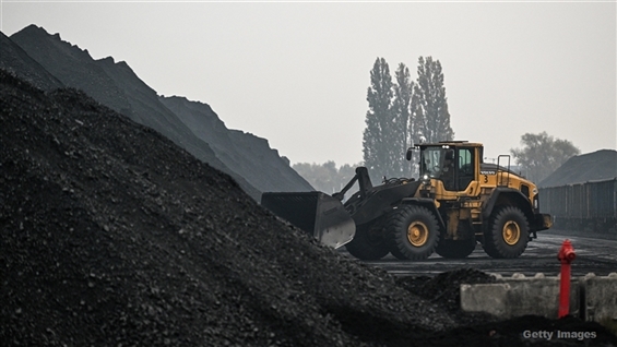 G Sachs Predicts Steady Supply and Demand for CN Commodities, Expresses Optimism for Cement and Coal