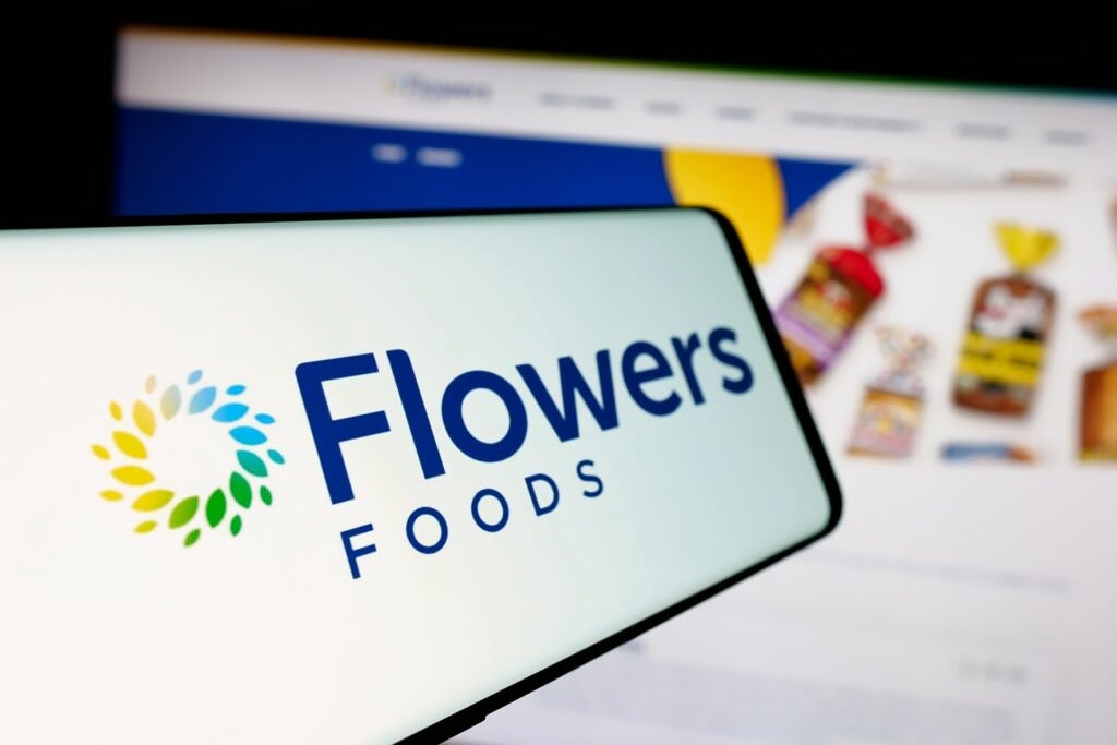 Flowers Foods Expands Snacking Segment With $795 Million Simple Mills Acquisition
