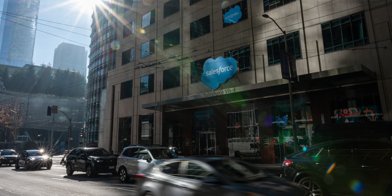 11 Stocks That Have Plummeted and Appear to Be Good Investment Opportunities