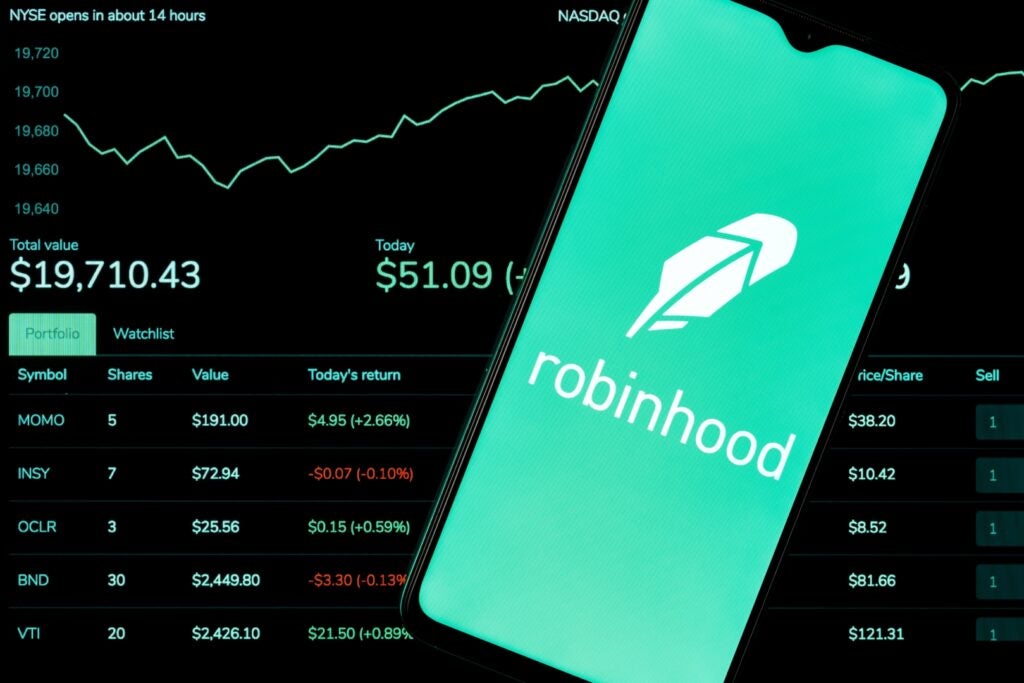 Robinhood Ranks Among the S&P 500's Lowest Performers This Year Due to Crypto and Tech Market Declines