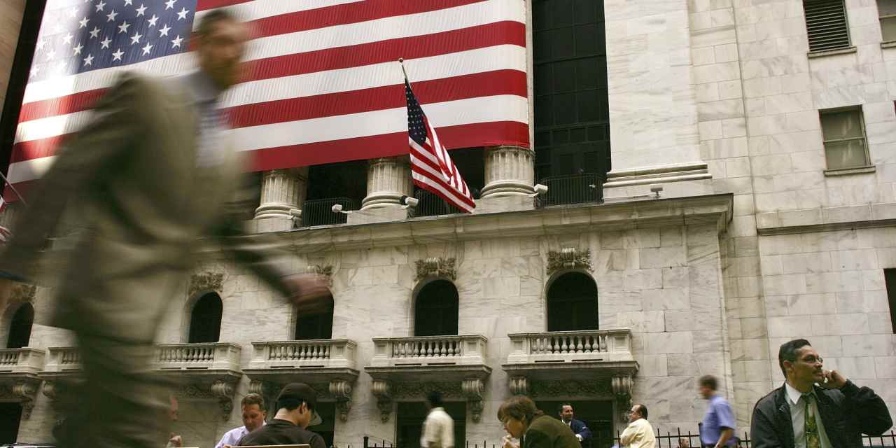 Surge in Demand for Investment-Grade Bond ETFs as Oracle Increases New Debt Supply