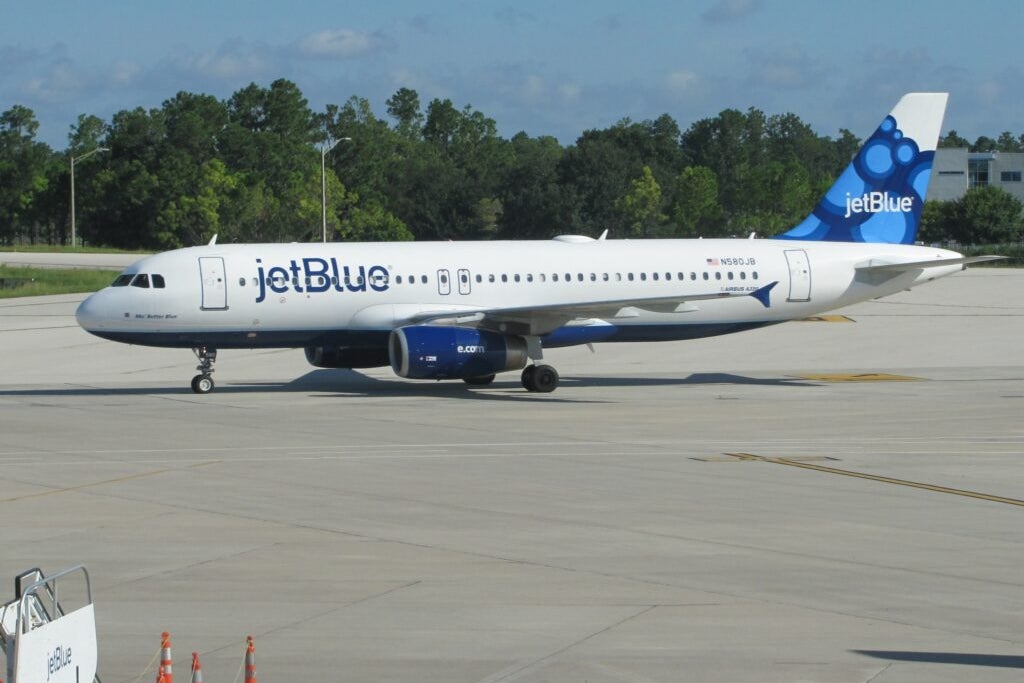 JETBLUE PROVIDES $99 TICKETS FOR SPIRIT PASSENGERS LEFT STRANDED UNTIL MAY 6