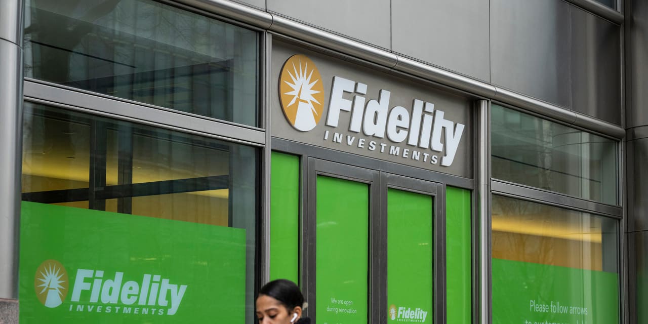 Top Performing Active Small-Cap ETFs