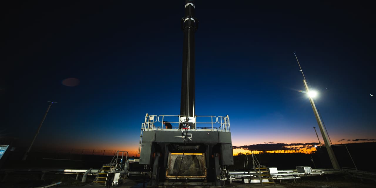 Rocket Lab Shares Plummet Once More as the Mini SpaceX Experiences Turbulent Times.