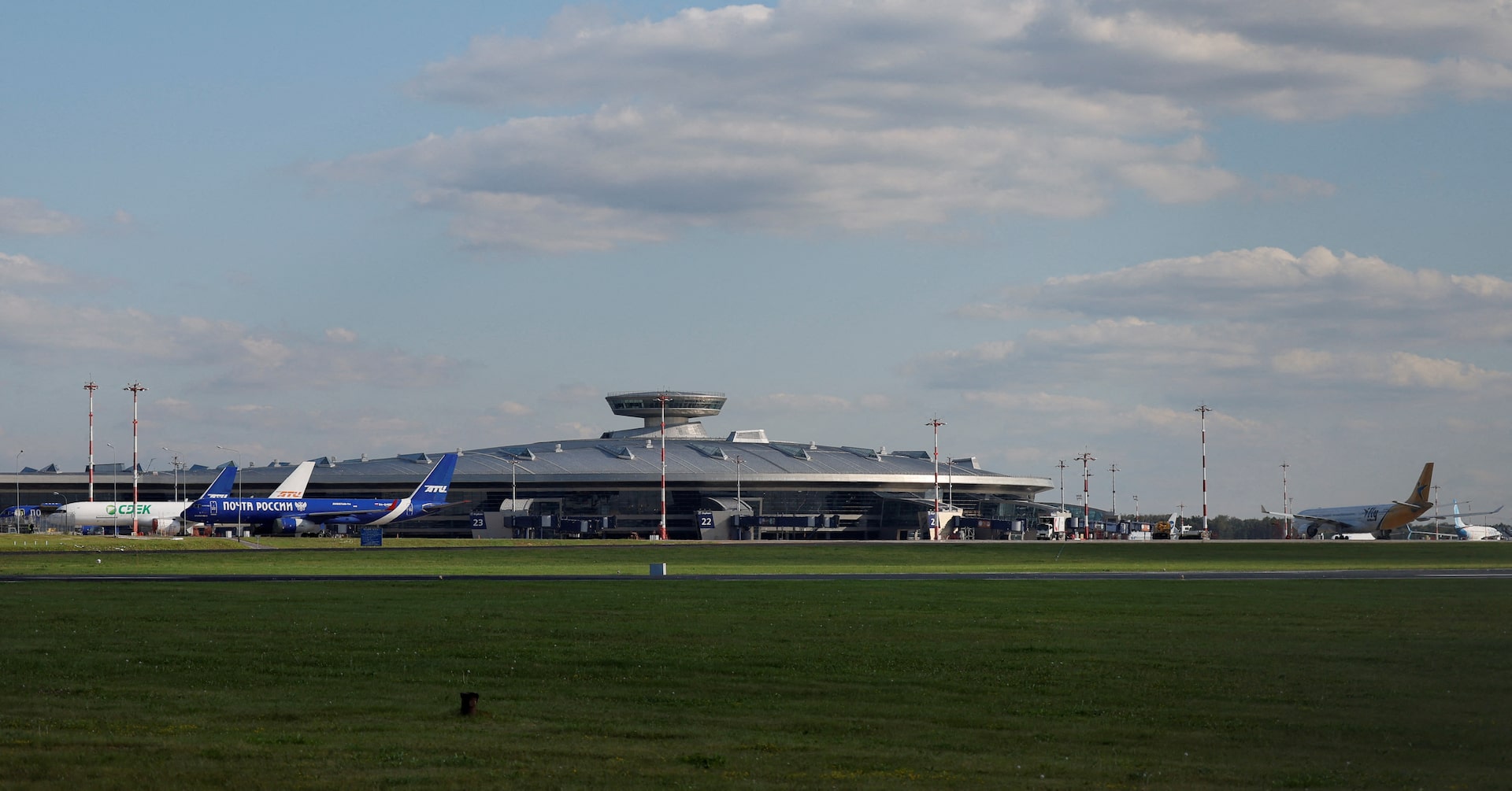 Airline Industry Faces Fuel Price Pressure