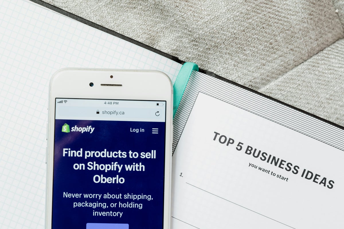 Shopify Slumps on Downbeat Q2 Outlook: ETFs in Focus