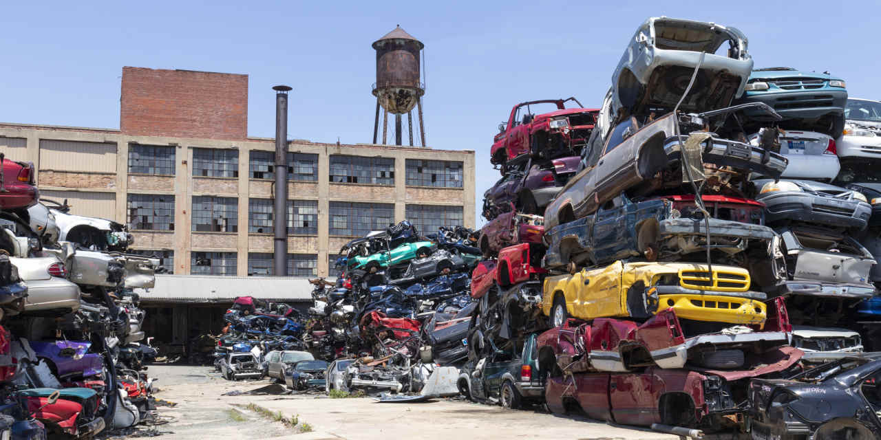 Stocks Reach All-Time Highs: How Junk Bonds May Mitigate Risks and Enhance Returns.