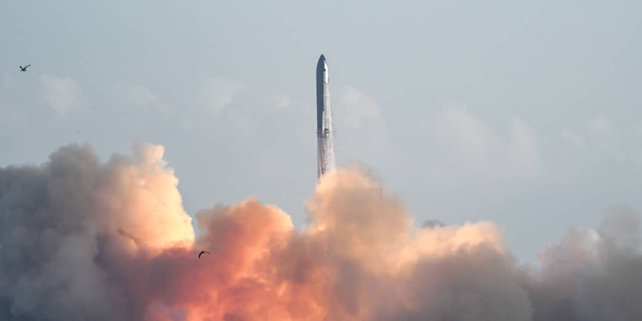 Three Companies Make Their Debut Today as the IPO Market Gains Momentum: SpaceX, OpenAI, and Anthropic on the Horizon.