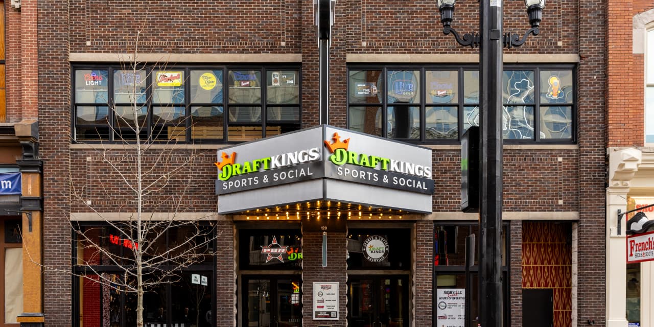 DraftKings and Flutter Shares Surge Following New Legislation to Prohibit Sports Betting via Prediction Markets