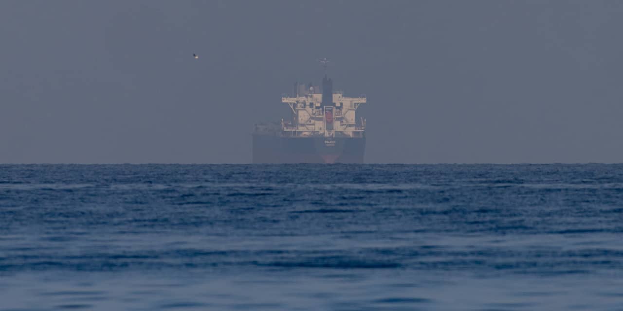 Oil Prices Are Fluctuating Significantly: This Options Approach Is Risky Yet Potentially Lucrative.