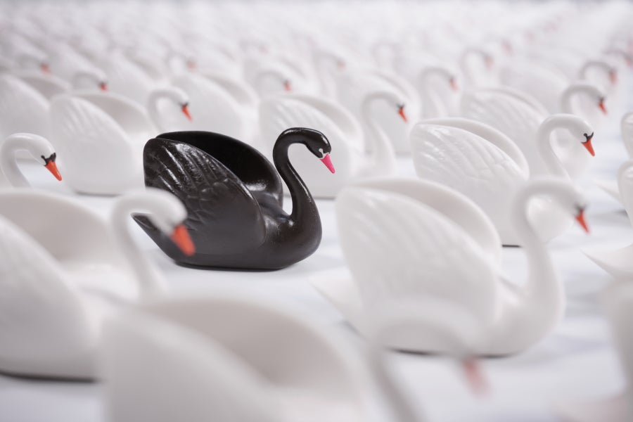 'Black Swan' Hedge Fund Posts 4,000% Profits During COVID-19 Market Crash: Here's How