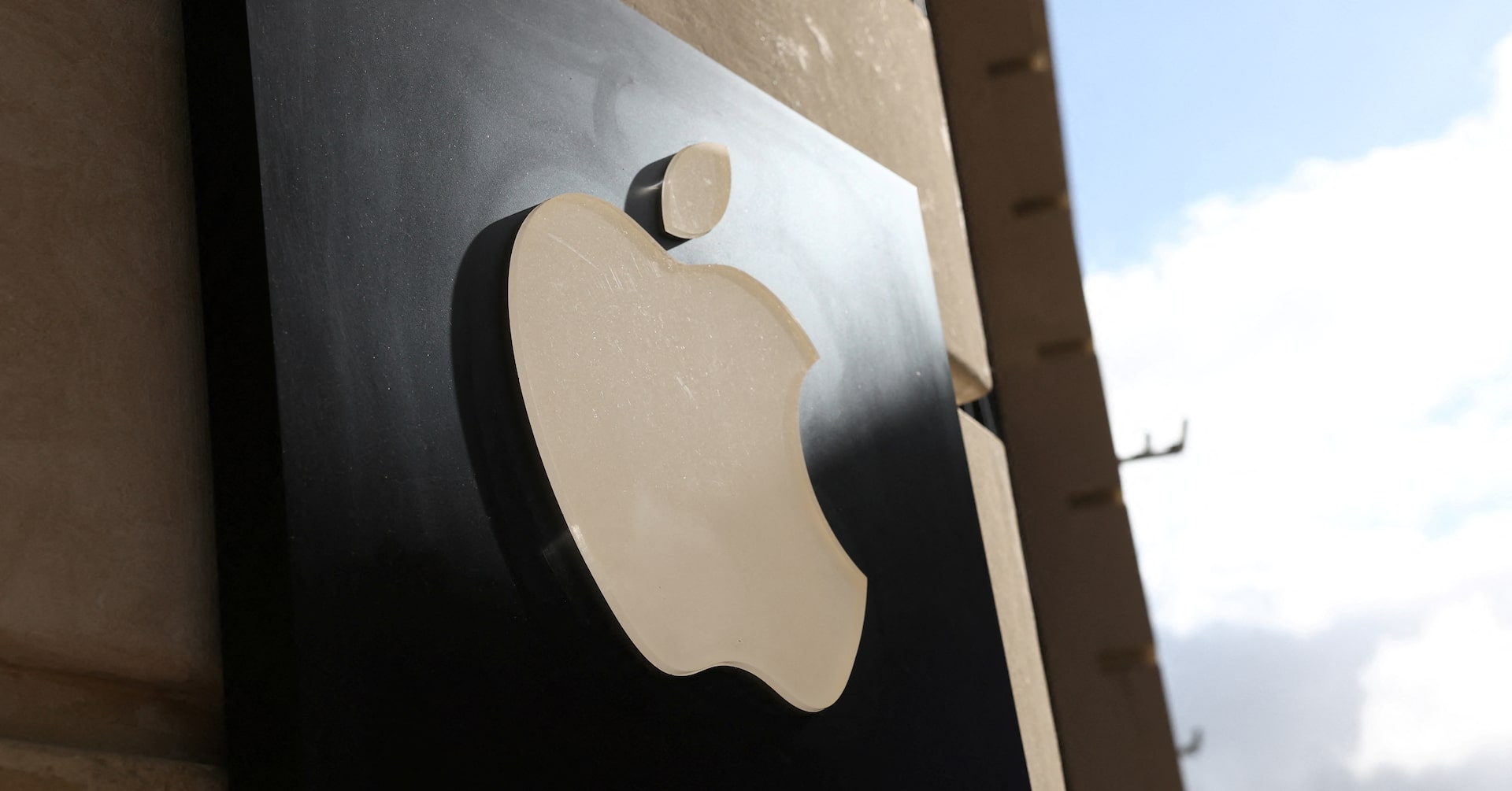 GOODNOW Investment Group Increases Stake in Maplebear