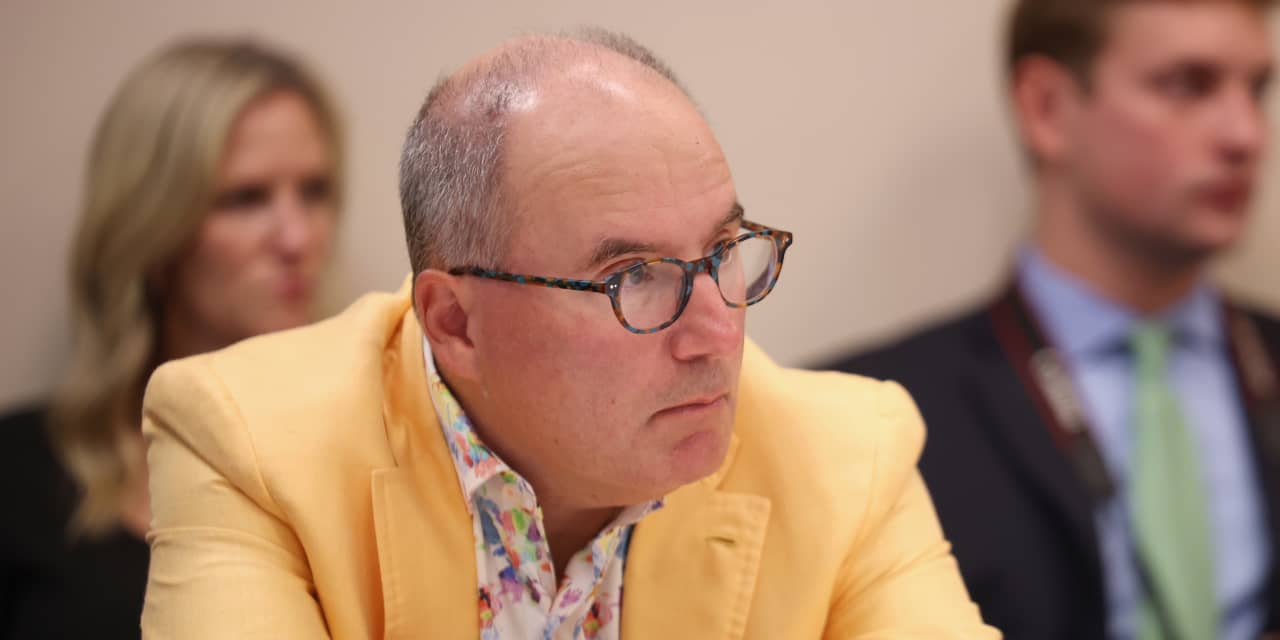 Star-Studded ETFs Attract Investors, Yet Famous Names Don't Ensure High Returns.