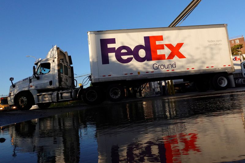 FedEx Reports Strong Q4 Earnings, Optimistic Outlook Post Spin-Off