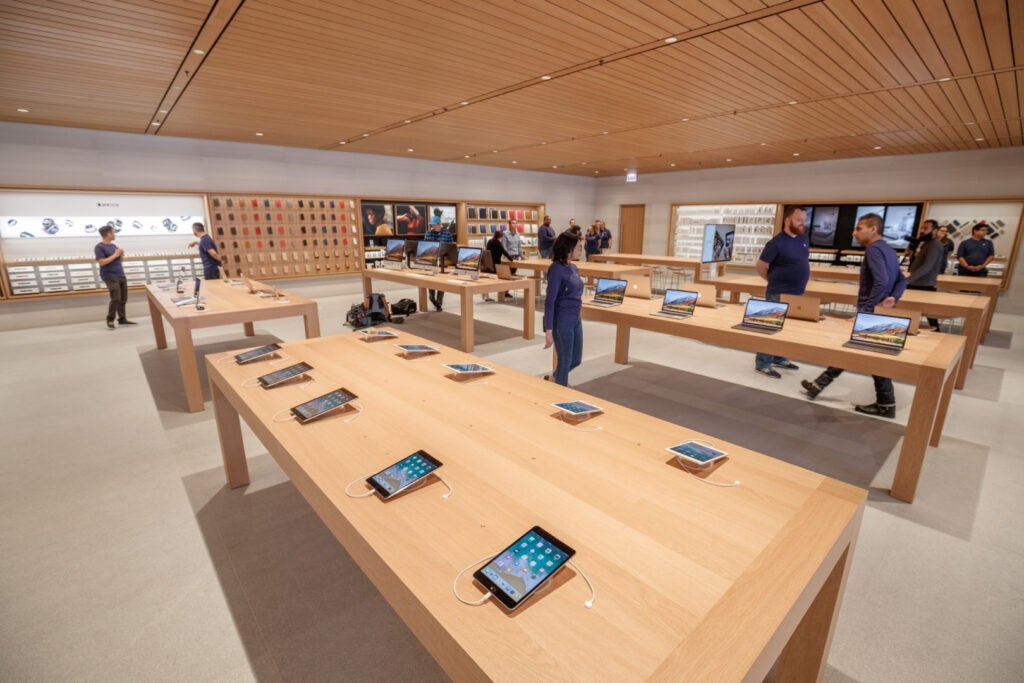 Apple Higher Education Offer Spans Globe, Gives Discounts To College Students