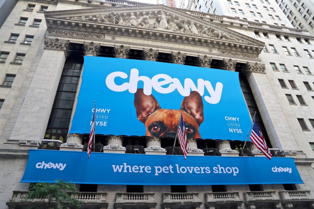 Chewy Captures Market Share in 2026: Set for Growth in Q2
