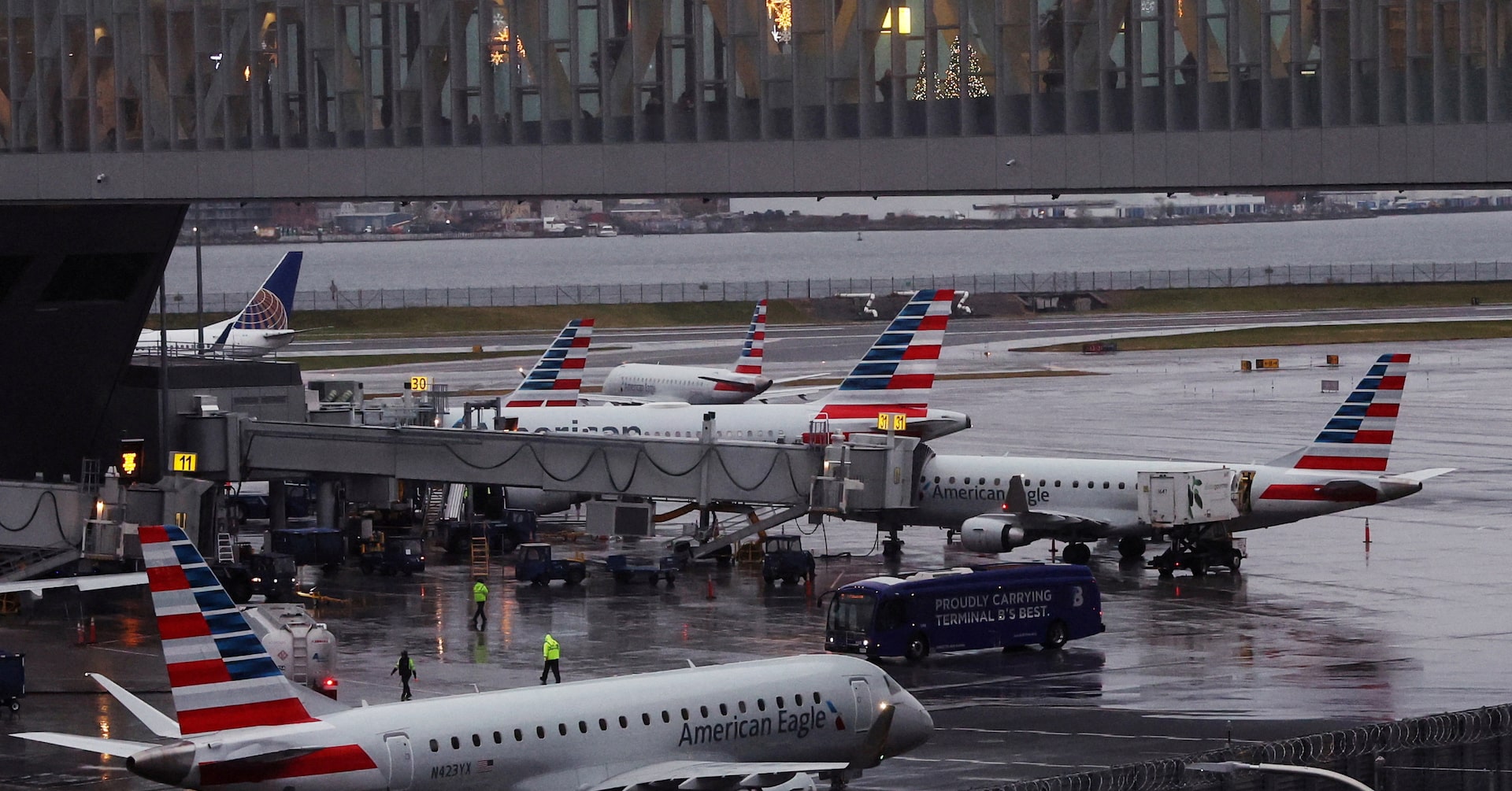 Buttigieg Criticizes Trump Administration's Airline Policies