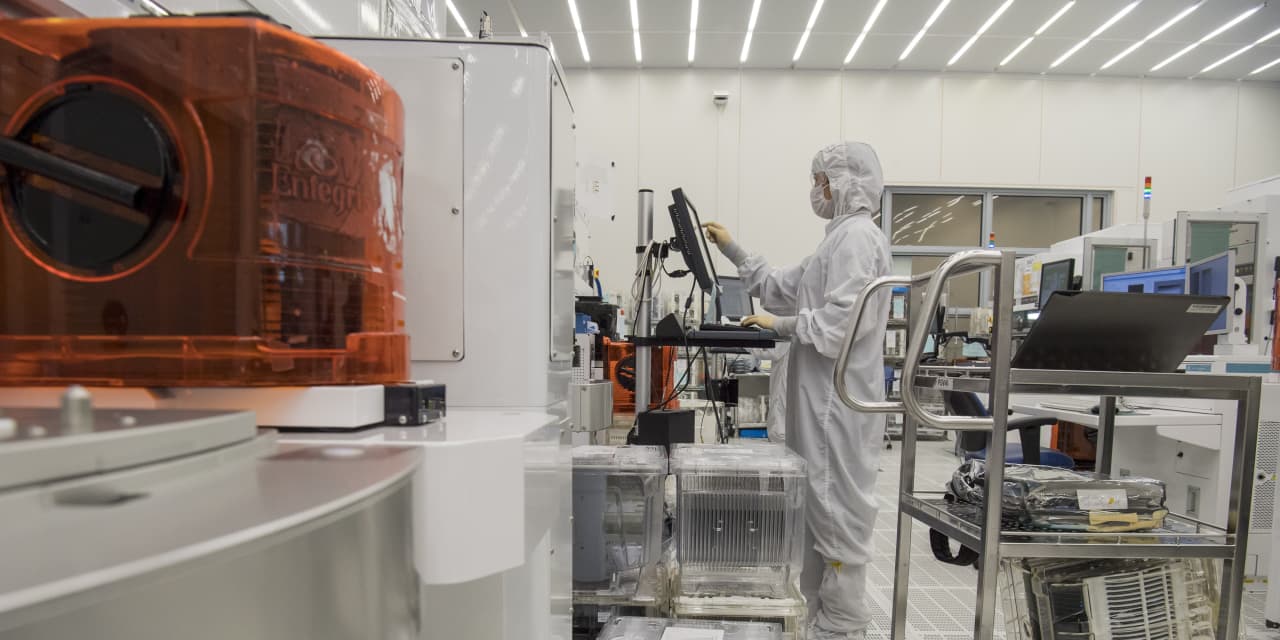 Dividend Stocks Triumphed in the Battle. Here's Why They May Prevail in the Aftermath.