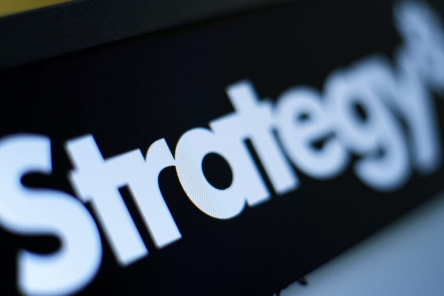 Bitcoin Struggles Impact Strategy — These ETFs Suffered Twice the Loss