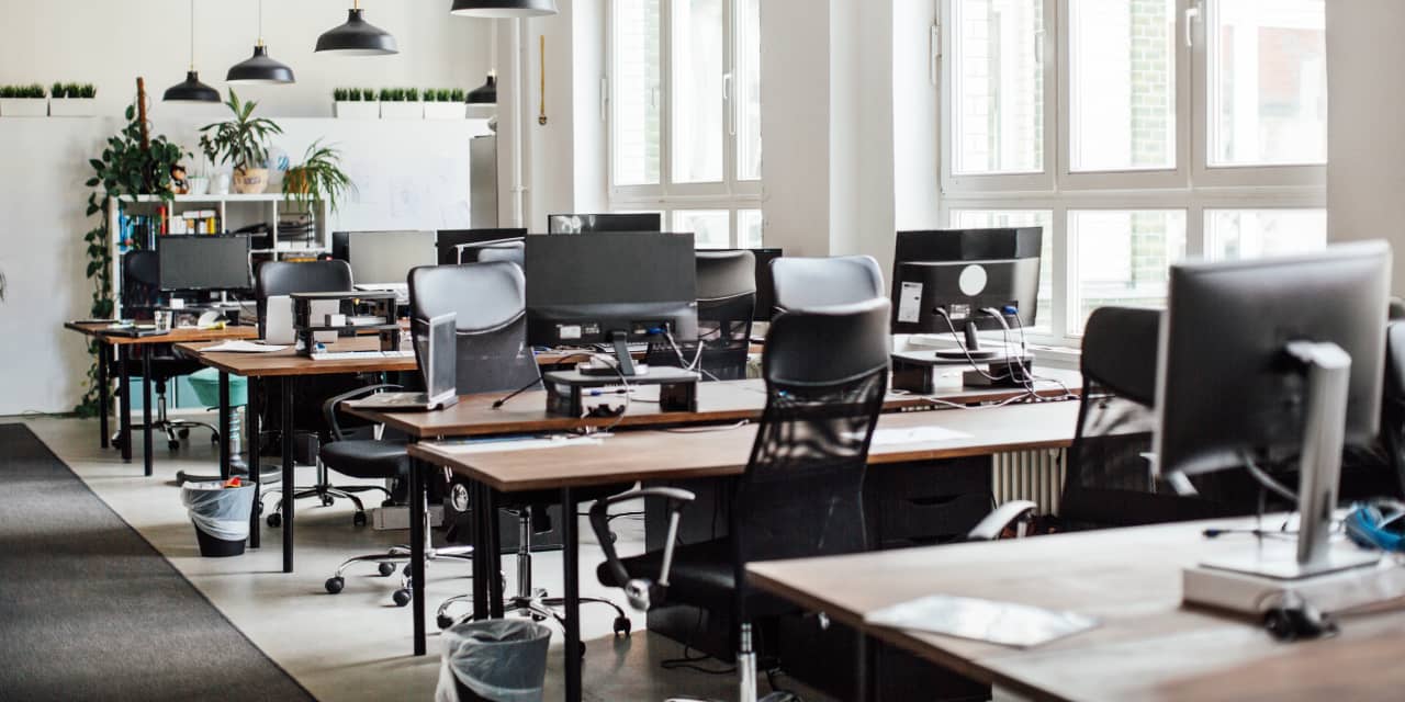 Bank OZK Reports Q4 EPS of $1.53, Revenue Up 6.9% Year-over-Year