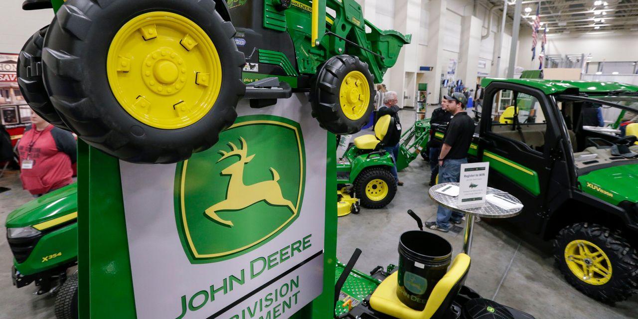 TRUMP CALLS FOR JOHN DEERE AND CATERPILLAR TO REDUCE FARMERS' TRACTOR AND EQUIPMENT EXPENSES