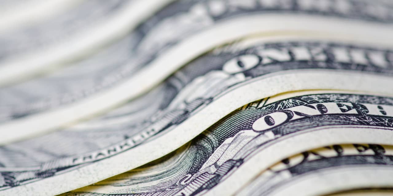 Dollar Declines Following Iran Cease-Fire: Reasons to Hold Off on Buying the Dip.