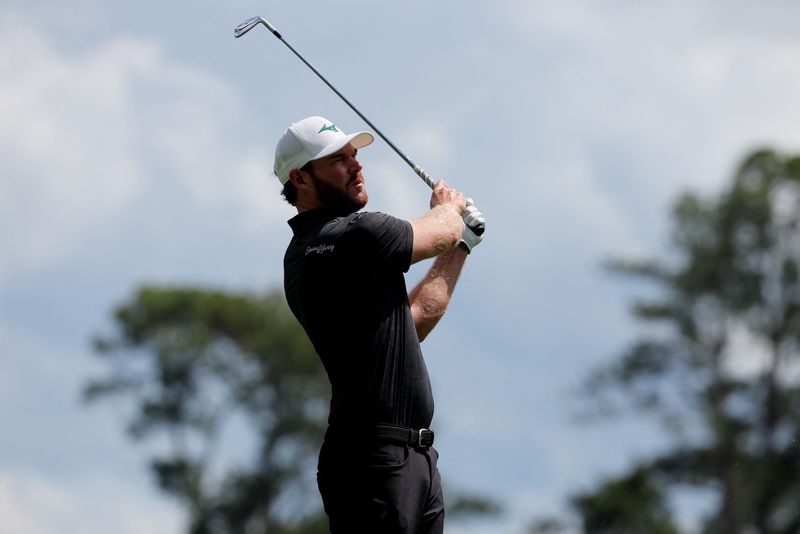 BARCLAYS LOWERS TARGET PRICE FOR THE CHARLES SCHWAB CORPORATION TO $117 FROM $126