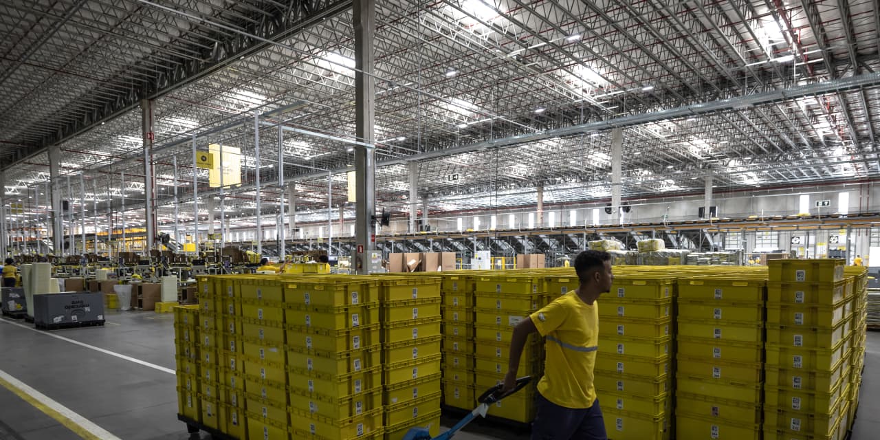 3 International Brands Indicating Potential Stock Recovery