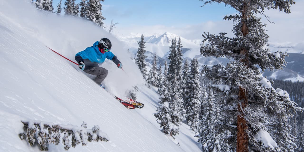 Lack of Snowfall Leads Us to Reassess Our Vail Resorts Stock Recommendation