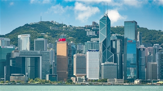 HSI Rises 44 Points in Half-Day Trading as SMIC Jumps Over 3% and BIOCYTOGEN-B Surges 20%
