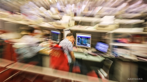 <H Shrs>HSI Adds 56 Pts at Midday as Pharmas/ Casinos Gain; Game Stocks Boom