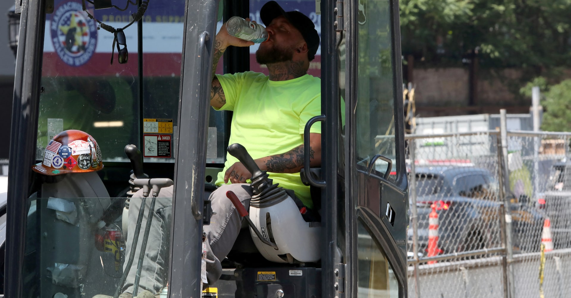 SRS Distribution, a subsidiary of The Home Depot, agrees to acquire wholesale HVAC distributor Mingledorff's.