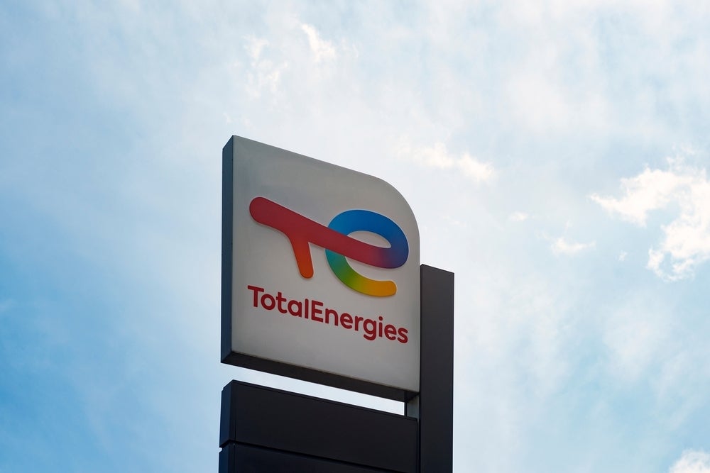 TotalEnergies Secures Major 400 MW Solar Power Agreement in Saudi Arabia
