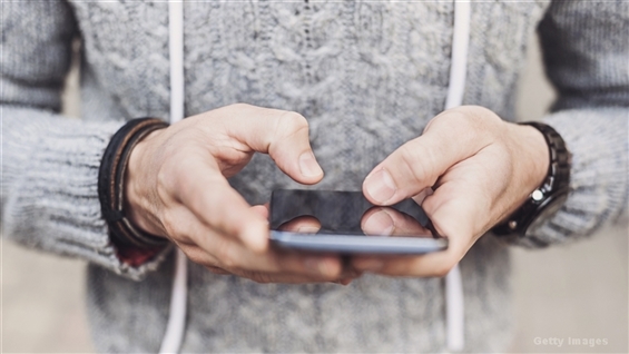 <M Stanley Analysis> Ratings and Price Targets for Handset Equipment Stocks (Table)