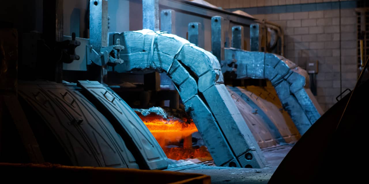 Alcoa Shares Plummet Following Downgrade; J.P. Morgan Favors Copper Over Aluminum.