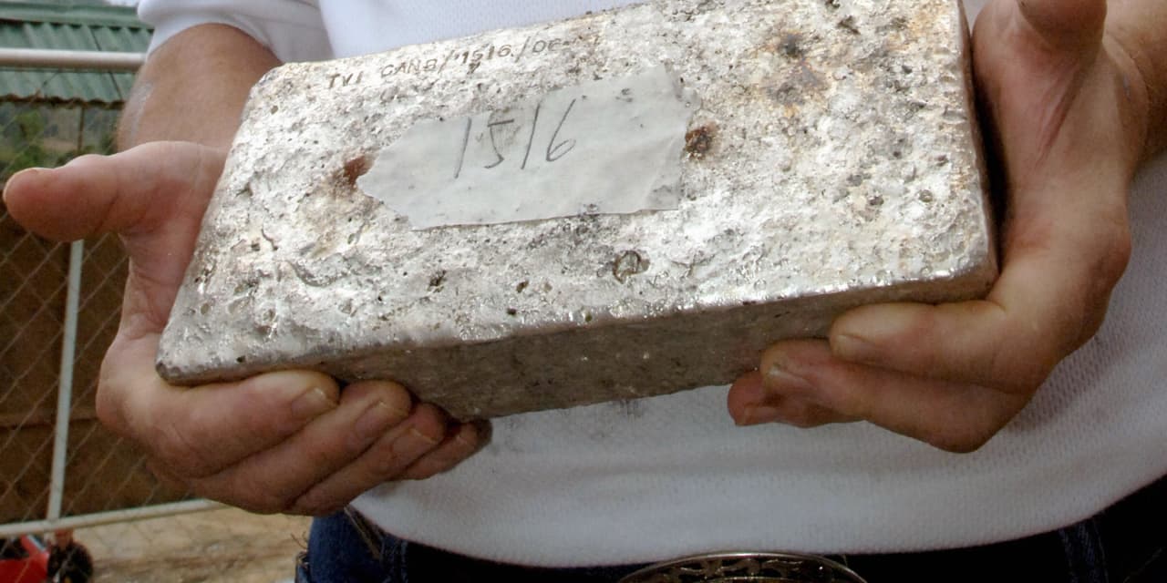 Silver Market Faces Sixth Year of Structural Deficit in 2026