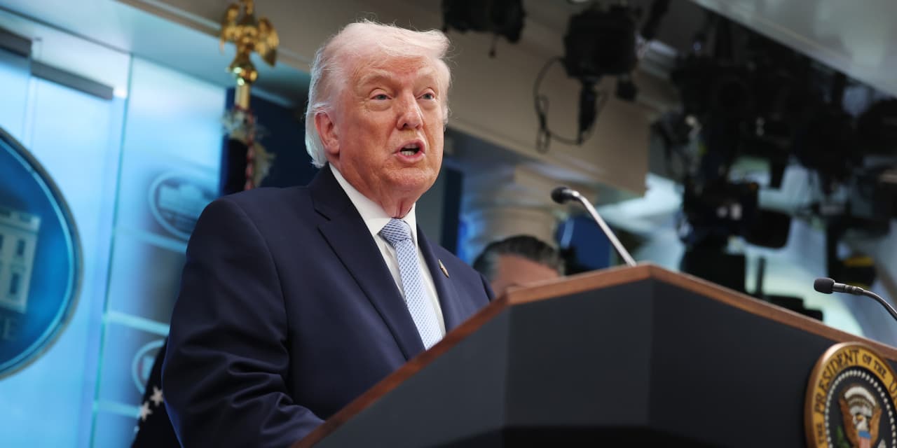 Stock Markets Overlook Trump's Iran Comments; Hormuz Situation May Change That and 5 Other Key Updates for Today.