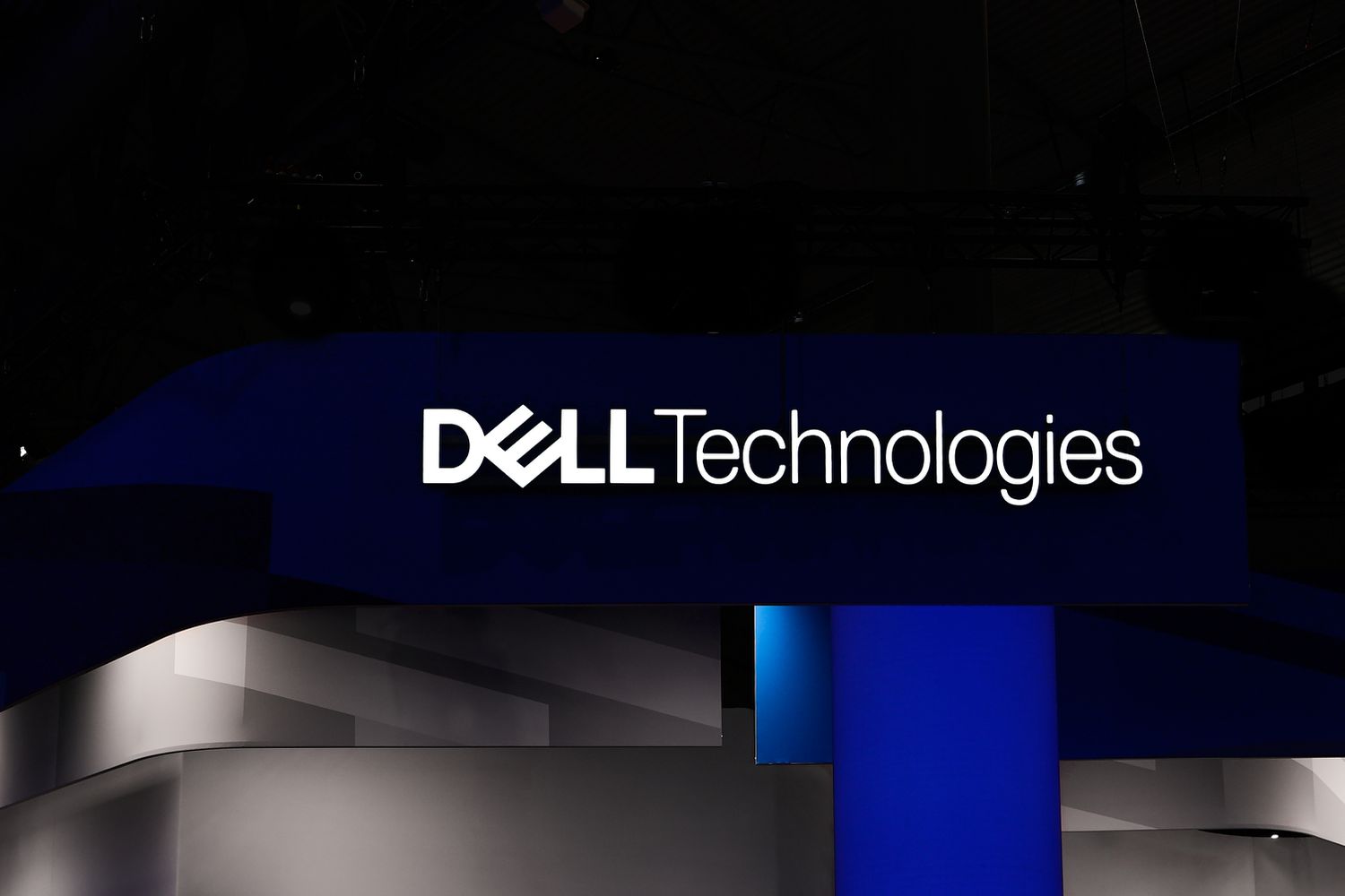 Dell Technologies Insider Plans to Sell $15.8 Million in Common Stock via Form 144