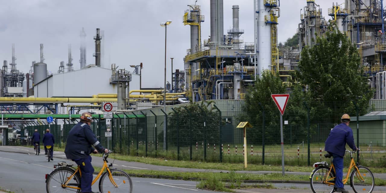 Escalating Middle East Tensions Disrupt Global Trade