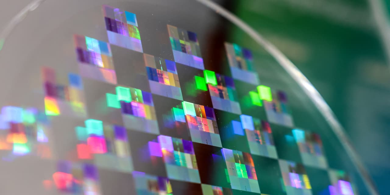 Qnity Stock Ranks as the Lowest Performer in the S&P 500: Here's the Explanation.